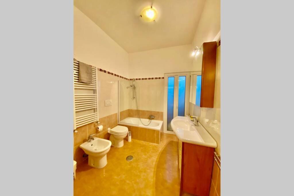 Appartement Casa Pavona à Rome Extérieur photo